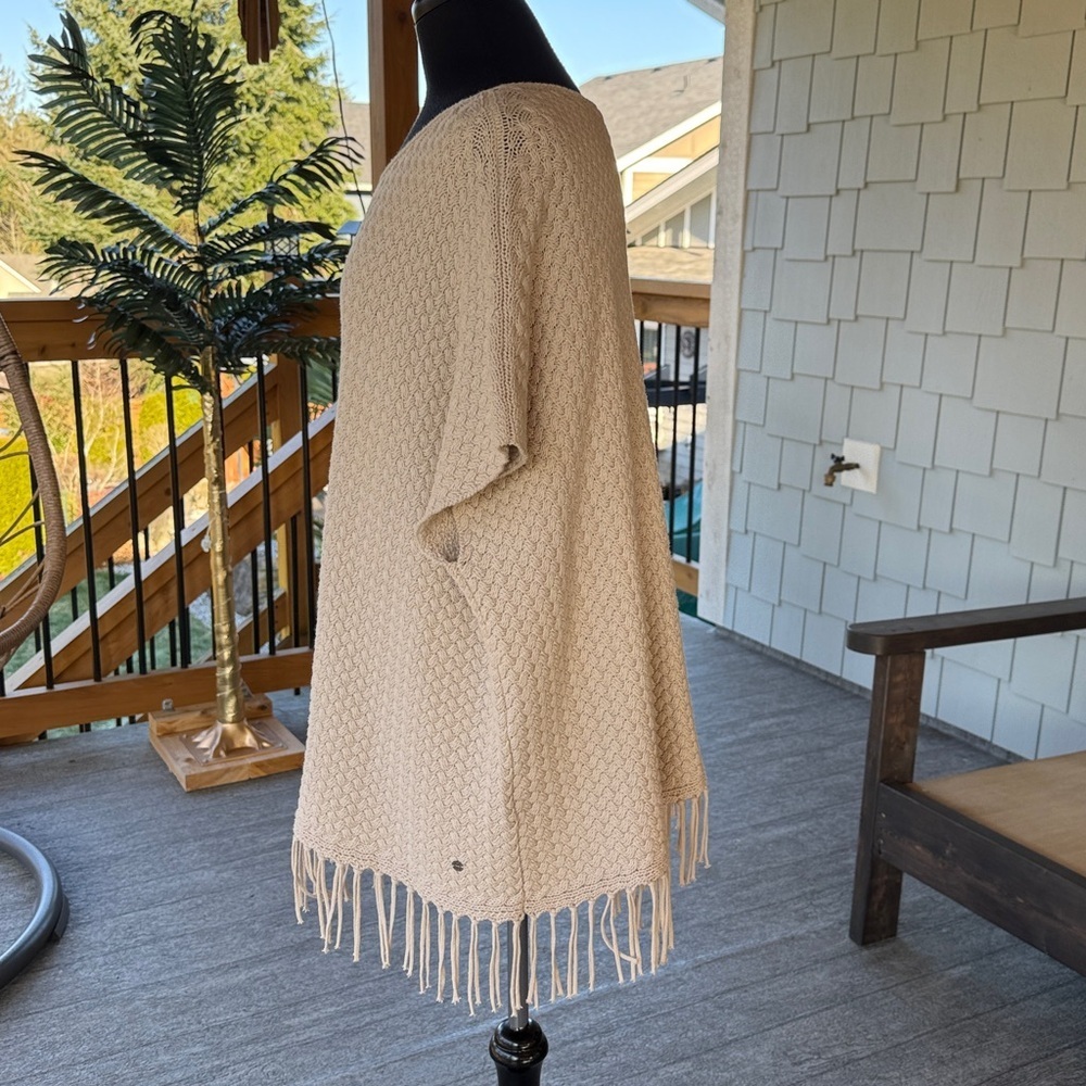 Brax | Taylor Heavy Knit Sleeveless Sweater w Tassel Detail - Picture 3 of 10